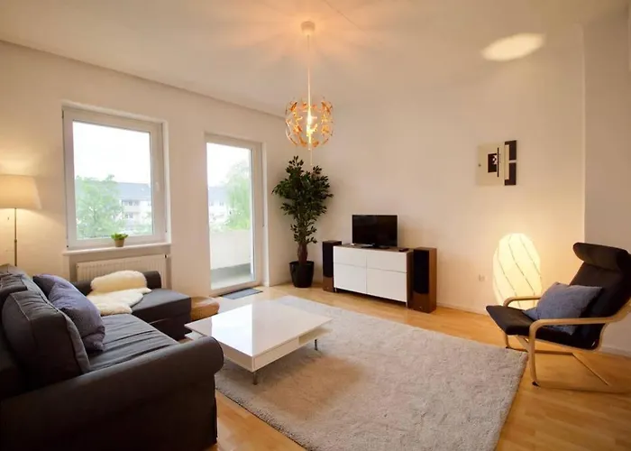 Fantastic In Enchanting Neighbourhood Appartement *